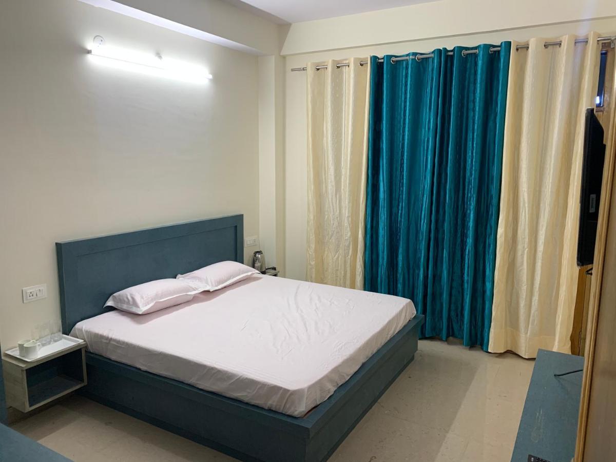 Ranas B&B Shimla Buitenkant foto