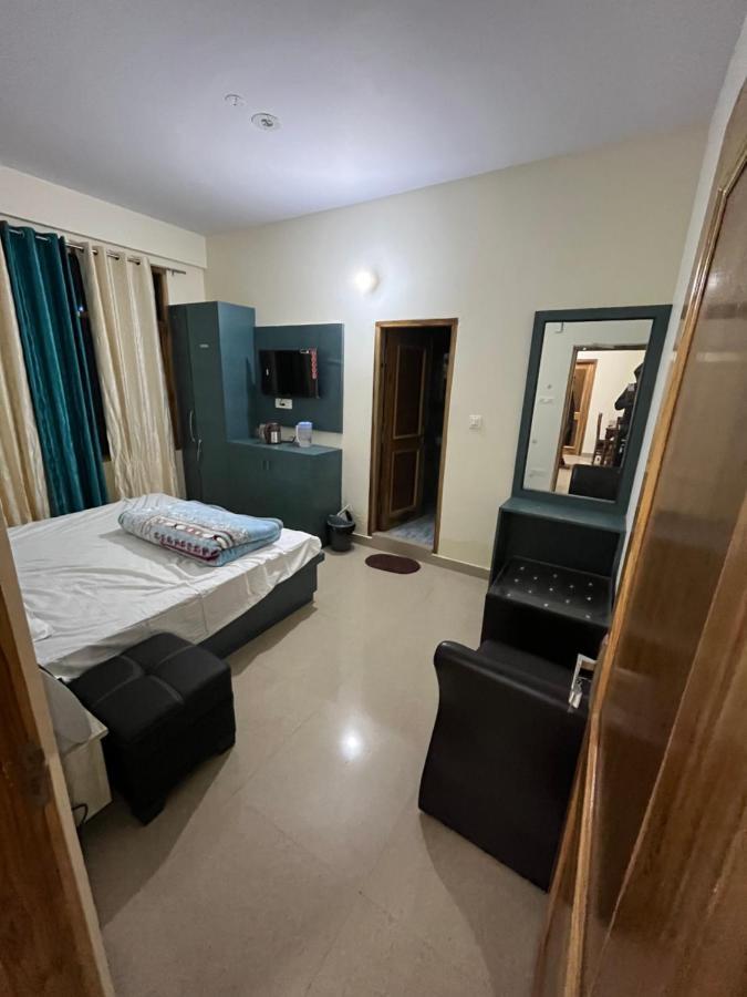Ranas B&B Shimla Buitenkant foto