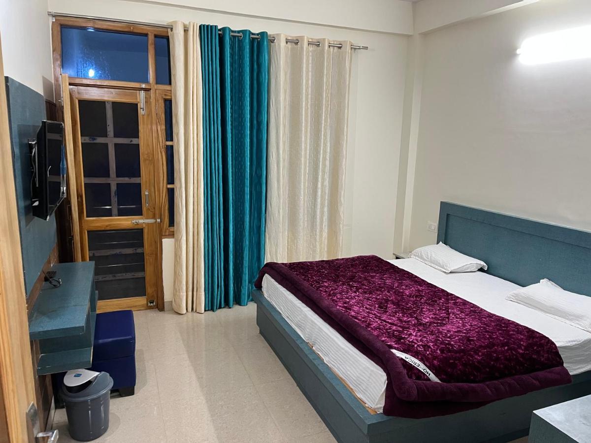 Ranas B&B Shimla Buitenkant foto
