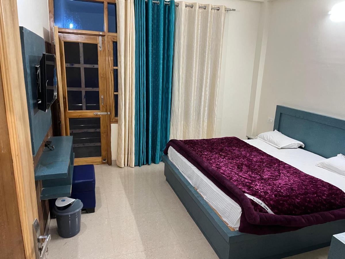 Ranas B&B Shimla Buitenkant foto
